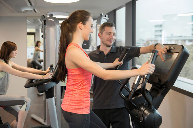 Durchstarten: Mit dem Fernstudiengang Sportmanagement.