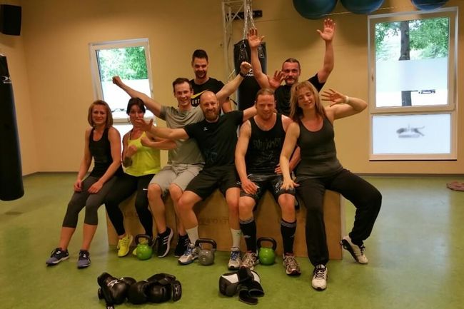 Gute Stimmung bei der Fitnesstrainer-Ausbildung